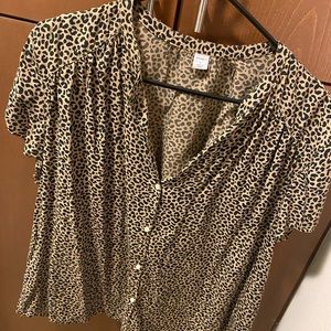 Old Navy button up leopard blouse